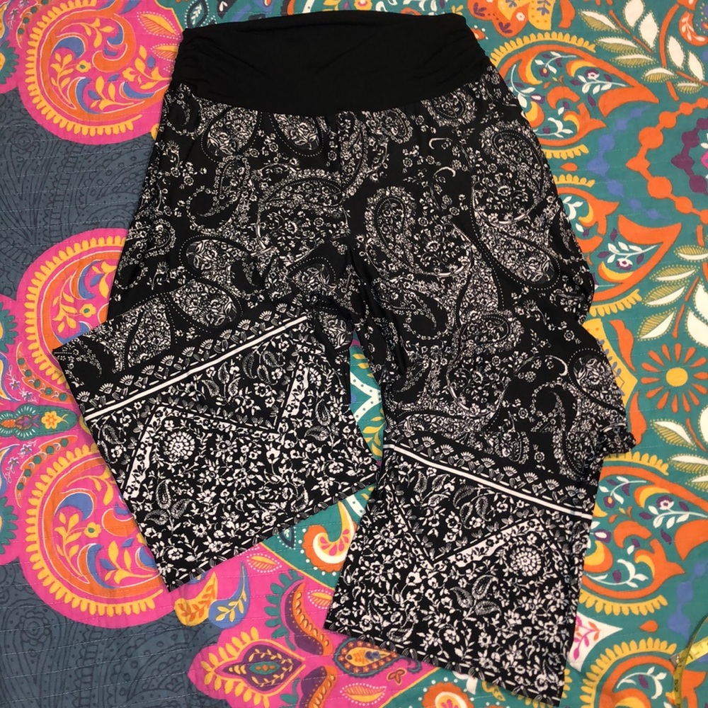 Alyx Blakc and White Palazzo pants size 1x